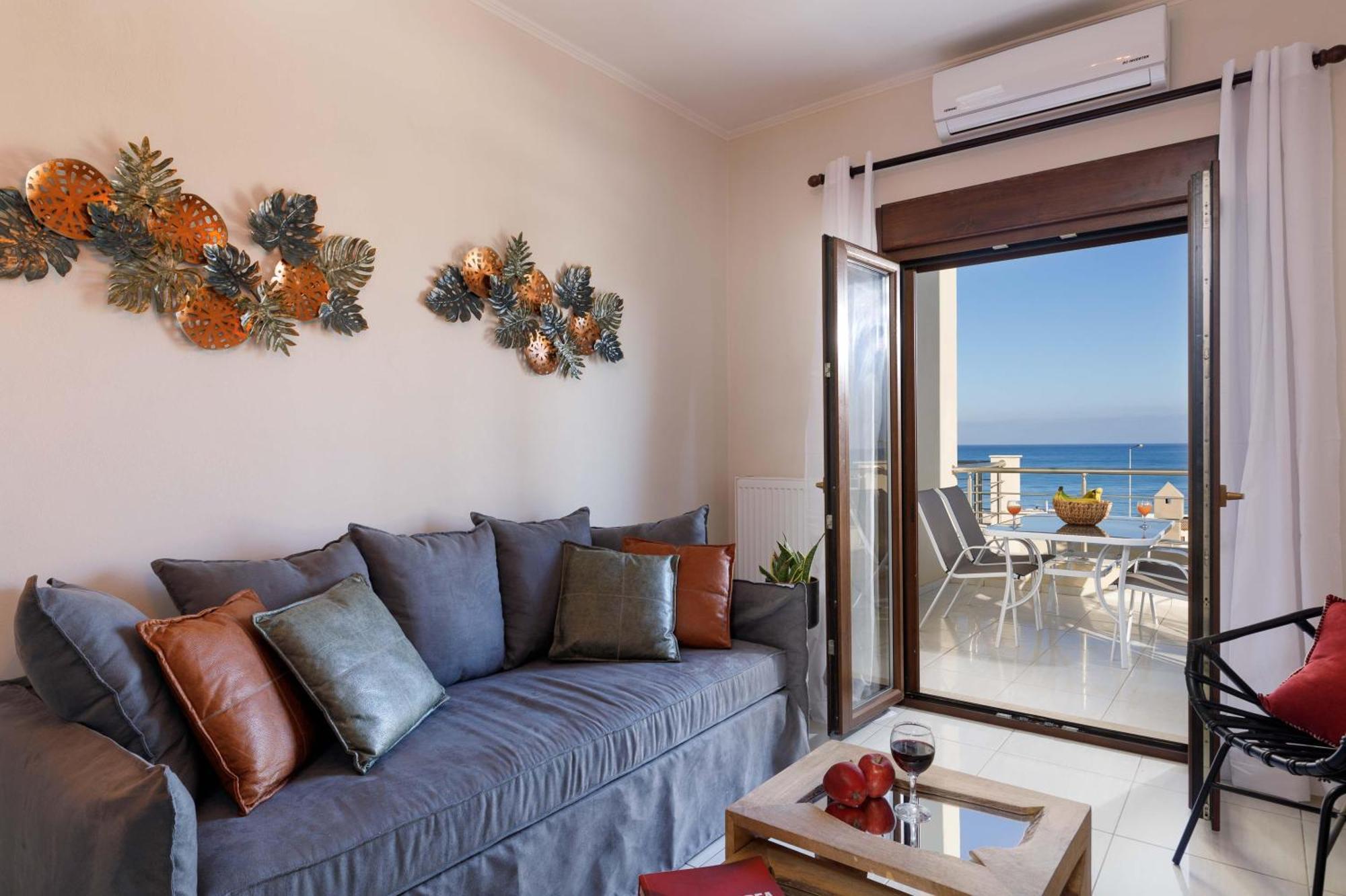 Oak Wood - Sea View Exclusive Maisonette Sfáka Buitenkant foto