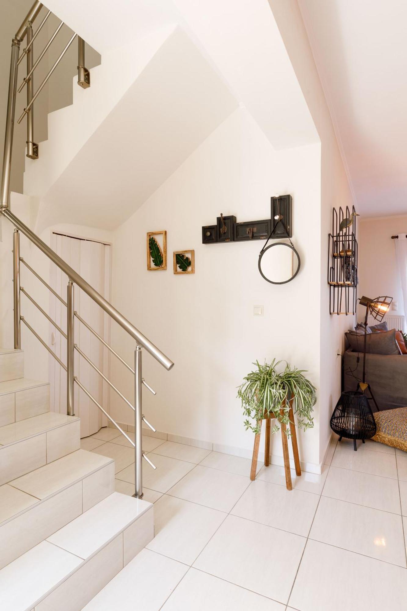 Oak Wood - Sea View Exclusive Maisonette Sfáka Buitenkant foto