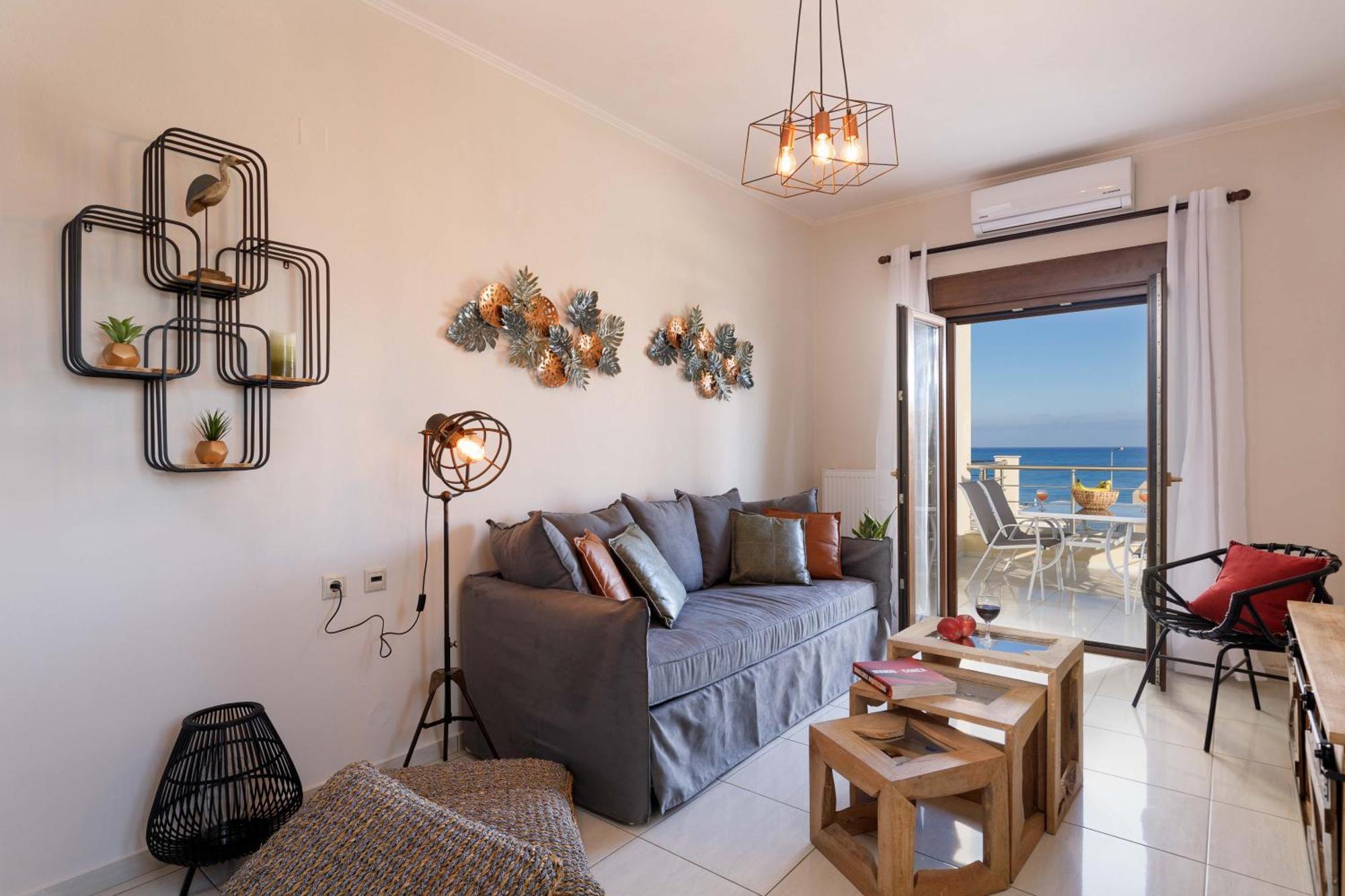Oak Wood - Sea View Exclusive Maisonette Sfáka Buitenkant foto